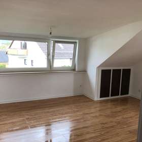 Wohnzimmer (DG rechts)