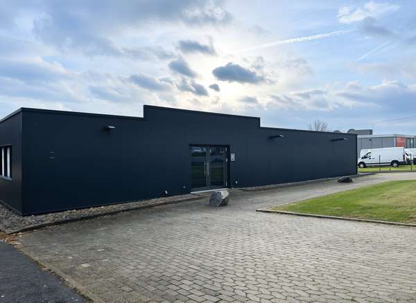 Vielseitiges Gewerbeobjekt in Hameln Flexible 400 m² mit Top-Anbindung