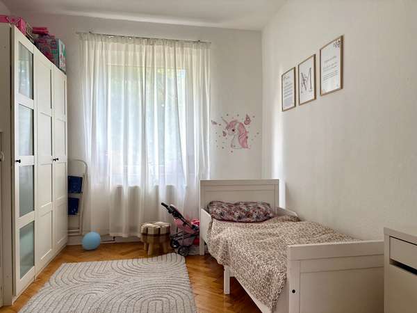 Großzügige 4- Zimmerwohnung - Nähe Bürgergarten