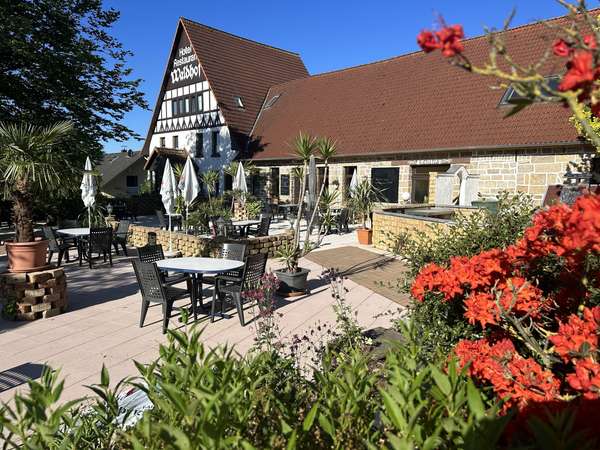 Provisionsfrei – Hotel- und Restaurantimmobilie mit angrenzendem Wohnhaus