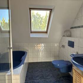 Badezimmer Wohnhaus DG